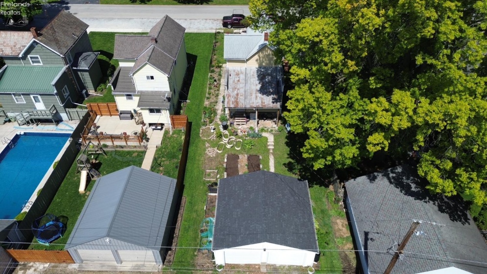 74 Grand Avenue, Tiffin, 44883, 2 Bedrooms Bedrooms, ,1 BathroomBathrooms,Residential,For Sale,Grand,20261920