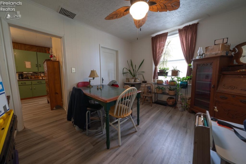 74 Grand Avenue, Tiffin, 44883, 2 Bedrooms Bedrooms, ,1 BathroomBathrooms,Residential,For Sale,Grand,20261920