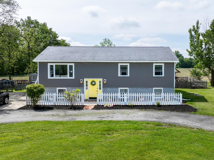 1941 State Route 412, Fremont, 43420, 3 Bedrooms Bedrooms, ,2 BathroomsBathrooms,Residential,For Sale,State Route 412,20261908