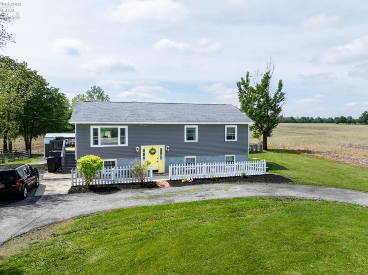 1941 State Route 412, Fremont, 43420, 3 Bedrooms Bedrooms, ,2 BathroomsBathrooms,Residential,For Sale,State Route 412,20261908