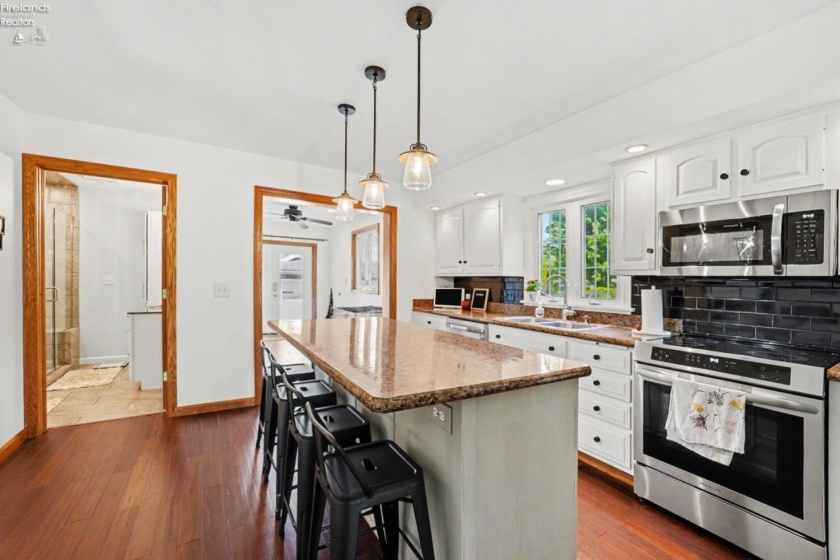 208 Kinney, Bellevue, 44811, 4 Bedrooms Bedrooms, ,2 BathroomsBathrooms,Residential,For Sale,Kinney,20261957