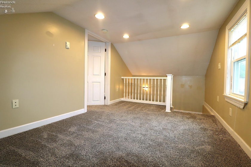 17 Chatham Street, Norwalk, 44857, ,Multiple Units,For Sale,Chatham,20261912