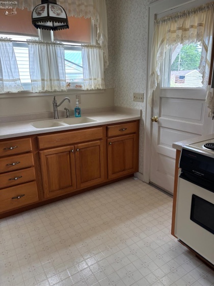75 Gross, Tiffin, 44883, 3 Bedrooms Bedrooms, ,1 BathroomBathrooms,Residential,For Sale,Gross,20261969