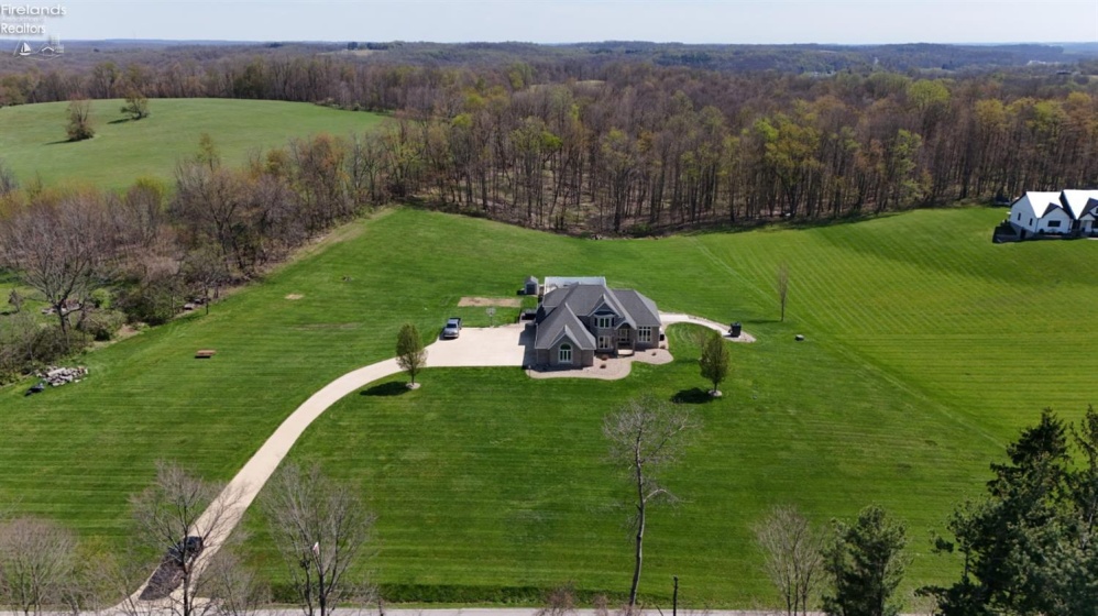3405 Hastings Newville Road, Mansfield, 44903, 6 Bedrooms Bedrooms, ,4 BathroomsBathrooms,Residential,For Sale,Hastings Newville,20261971