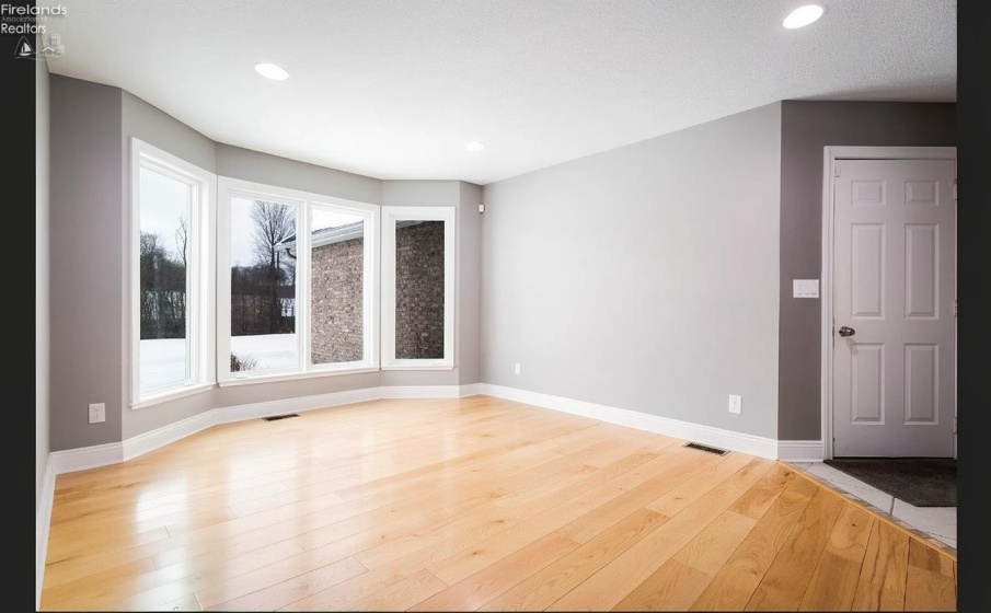 3405 Hastings Newville Road, Mansfield, 44903, 6 Bedrooms Bedrooms, ,4 BathroomsBathrooms,Residential,For Sale,Hastings Newville,20261971