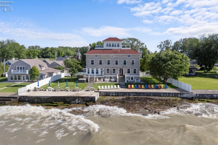 133 Clemons Street, Marblehead, 43440, ,13 BathroomsBathrooms,Residential,For Sale,Clemons,20261972