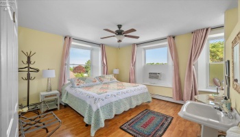 133 Clemons Street, Marblehead, 43440, ,13 BathroomsBathrooms,Residential,For Sale,Clemons,20261972