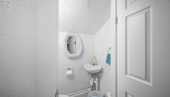 133 Clemons Street, Marblehead, 43440, ,13 BathroomsBathrooms,Residential,For Sale,Clemons,20261972