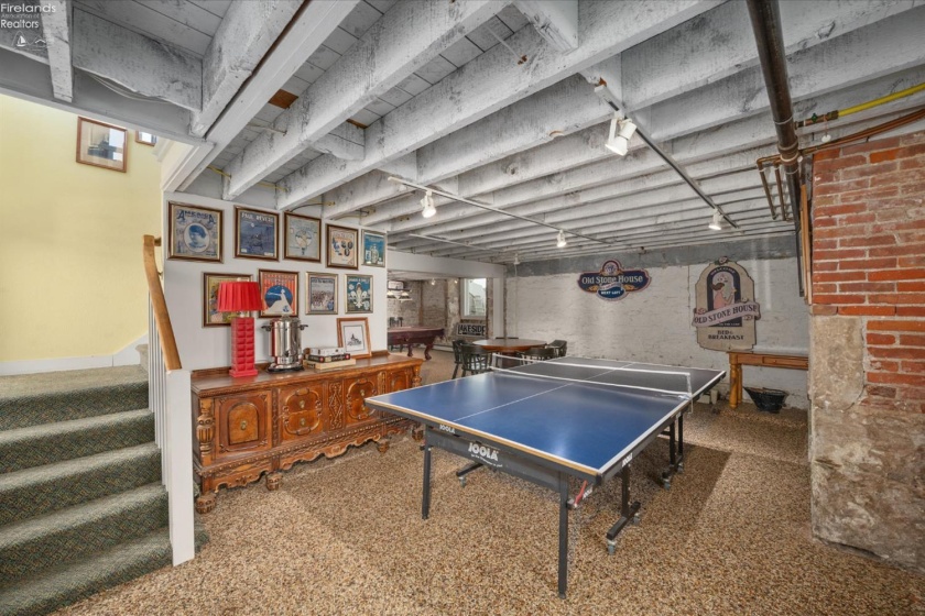 133 Clemons Street, Marblehead, 43440, ,13 BathroomsBathrooms,Residential,For Sale,Clemons,20261972
