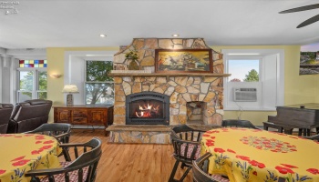 133 Clemons Street, Marblehead, 43440, ,13 BathroomsBathrooms,Residential,For Sale,Clemons,20261972