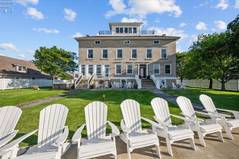 133 Clemons Street, Marblehead, 43440, ,13 BathroomsBathrooms,Residential,For Sale,Clemons,20261972
