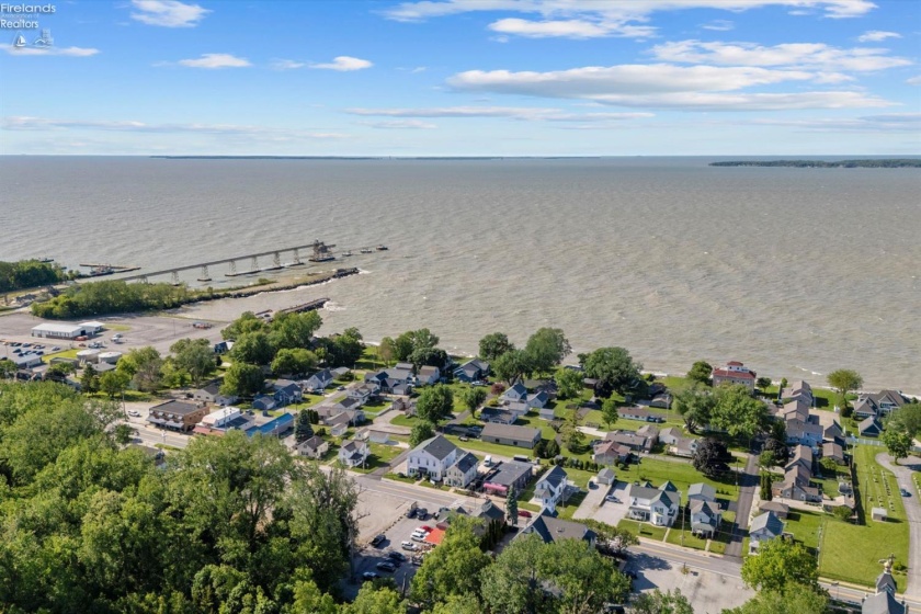 133 Clemons Street, Marblehead, 43440, ,13 BathroomsBathrooms,Residential,For Sale,Clemons,20261972