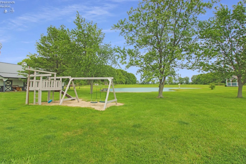 9775 Bloom Road, Oak Harbor, 43449, 4 Bedrooms Bedrooms, ,3 BathroomsBathrooms,Residential,For Sale,Bloom,20261807