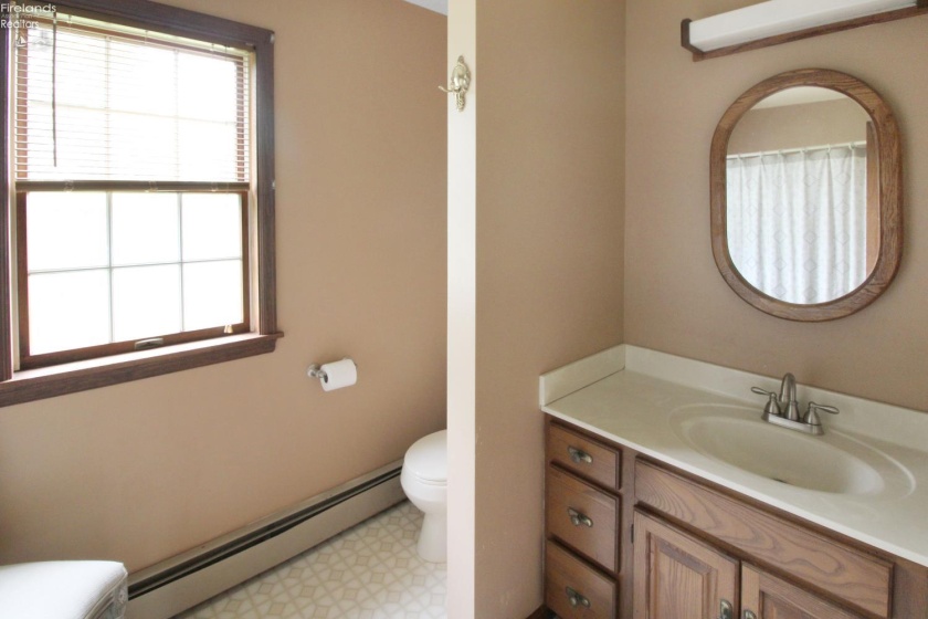 9775 Bloom Road, Oak Harbor, 43449, 4 Bedrooms Bedrooms, ,3 BathroomsBathrooms,Residential,For Sale,Bloom,20261807