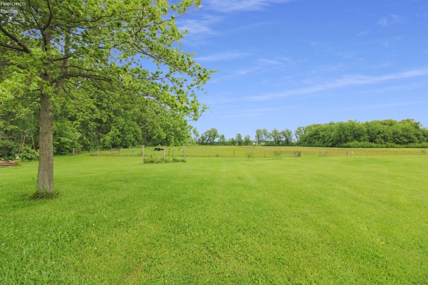 9775 Bloom Road, Oak Harbor, 43449, 4 Bedrooms Bedrooms, ,3 BathroomsBathrooms,Residential,For Sale,Bloom,20261807