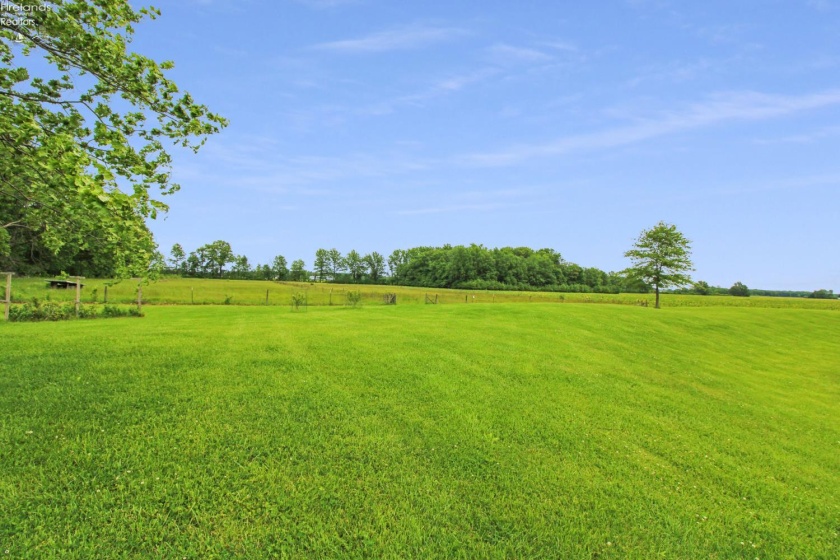 9775 Bloom Road, Oak Harbor, 43449, 4 Bedrooms Bedrooms, ,3 BathroomsBathrooms,Residential,For Sale,Bloom,20261807