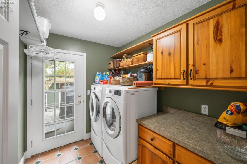 6136 State Route 113, Bellevue, 44811, 5 Bedrooms Bedrooms, ,5 BathroomsBathrooms,Residential,For Sale,State Route 113,20261876