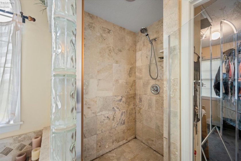 6136 State Route 113, Bellevue, 44811, 5 Bedrooms Bedrooms, ,5 BathroomsBathrooms,Residential,For Sale,State Route 113,20261876