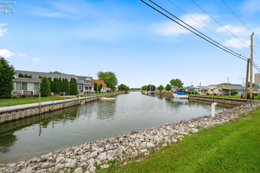 1511 Anchor Avenue, Port Clinton, 43452, 3 Bedrooms Bedrooms, ,3 BathroomsBathrooms,Residential,For Sale,Anchor,20261882