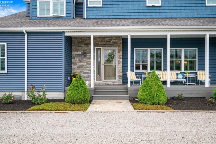 1511 Anchor Avenue, Port Clinton, 43452, 3 Bedrooms Bedrooms, ,3 BathroomsBathrooms,Residential,For Sale,Anchor,20261882