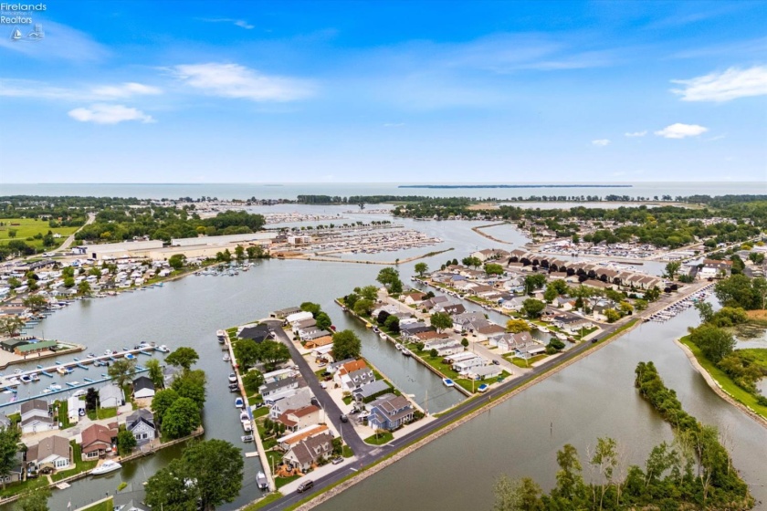 1511 Anchor Avenue, Port Clinton, 43452, 3 Bedrooms Bedrooms, ,3 BathroomsBathrooms,Residential,For Sale,Anchor,20261882