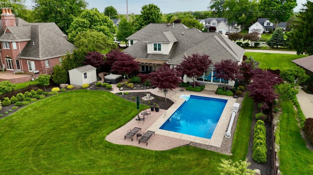 1705 Lands End Drive, Huron, 44839, 4 Bedrooms Bedrooms, ,5 BathroomsBathrooms,Residential,For Sale,Lands End,20261942