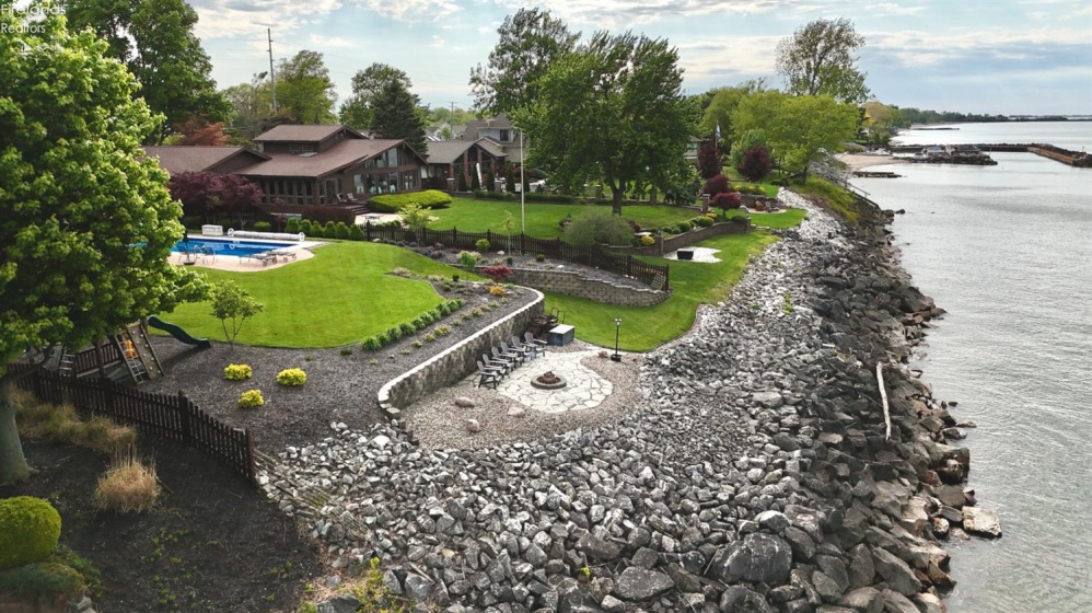 1705 Lands End Drive, Huron, 44839, 4 Bedrooms Bedrooms, ,5 BathroomsBathrooms,Residential,For Sale,Lands End,20261942