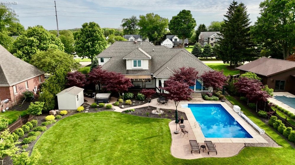 1705 Lands End Drive, Huron, 44839, 4 Bedrooms Bedrooms, ,5 BathroomsBathrooms,Residential,For Sale,Lands End,20261942