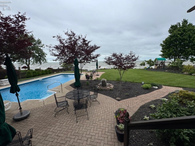 1705 Lands End Drive, Huron, 44839, 4 Bedrooms Bedrooms, ,5 BathroomsBathrooms,Residential,For Sale,Lands End,20261942