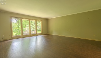 3917 Hilltop Drive, Huron, 44839, 2 Bedrooms Bedrooms, ,3 BathroomsBathrooms,Residential,For Sale,Hilltop,20261986