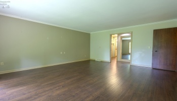 3917 Hilltop Drive, Huron, 44839, 2 Bedrooms Bedrooms, ,3 BathroomsBathrooms,Residential,For Sale,Hilltop,20261986