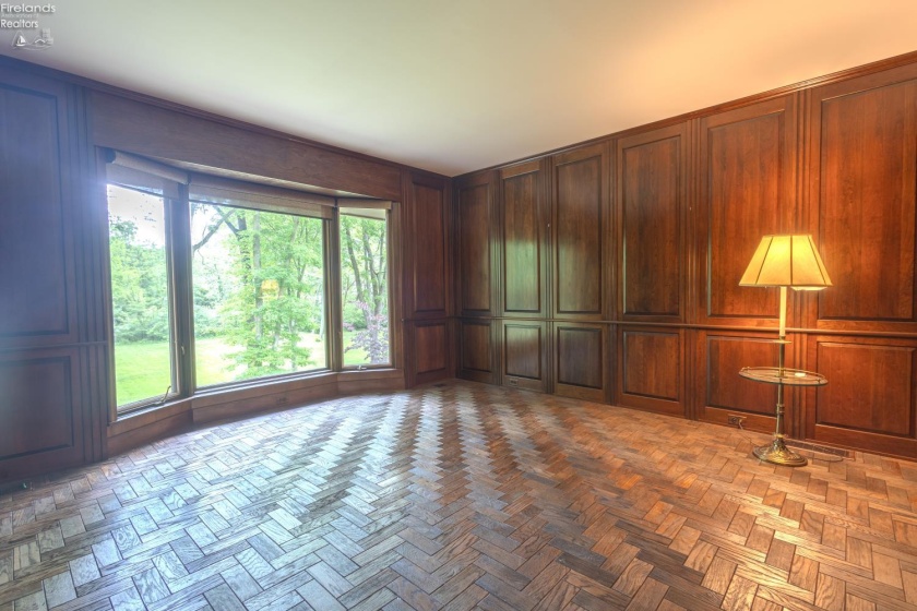 3917 Hilltop Drive, Huron, 44839, 2 Bedrooms Bedrooms, ,3 BathroomsBathrooms,Residential,For Sale,Hilltop,20261986