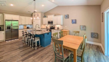 314 Lighthouse Oval, Marblehead, 43440, 3 Bedrooms Bedrooms, ,2 BathroomsBathrooms,Residential,For Sale,Lighthouse Oval,20261975
