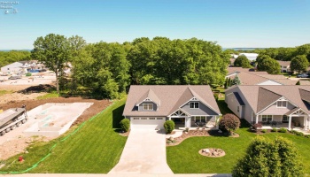 314 Lighthouse Oval, Marblehead, 43440, 3 Bedrooms Bedrooms, ,2 BathroomsBathrooms,Residential,For Sale,Lighthouse Oval,20261975