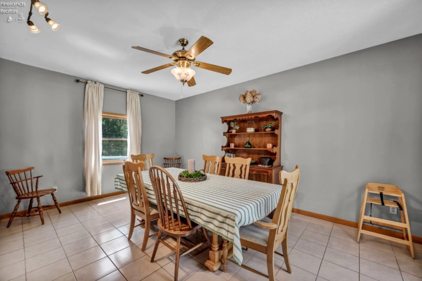 2250 Claus, Vermilion, 44089, 6 Bedrooms Bedrooms, ,3 BathroomsBathrooms,Residential,For Sale,Claus,20262008