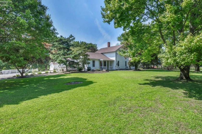 2250 Claus, Vermilion, 44089, 6 Bedrooms Bedrooms, ,3 BathroomsBathrooms,Residential,For Sale,Claus,20262008
