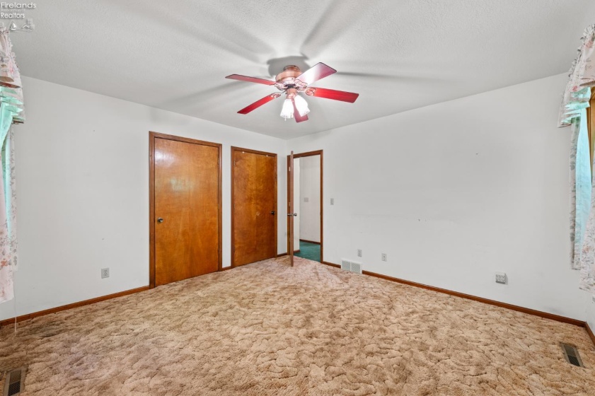 1811 Jeffries Road, Huron, 44839, 4 Bedrooms Bedrooms, ,3 BathroomsBathrooms,Residential,For Sale,Jeffries,20261978