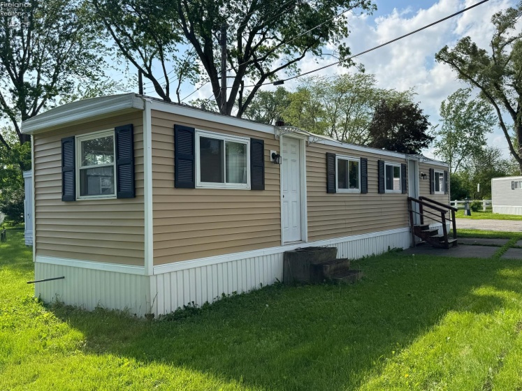907 Tiffin Street, Fremont, 43420, 2 Bedrooms Bedrooms, ,1 BathroomBathrooms,Residential,For Sale,Tiffin,20262004