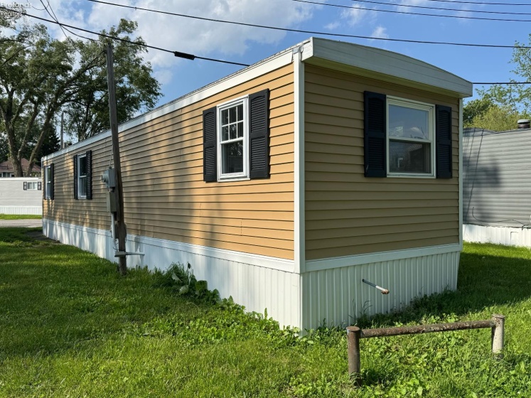 907 Tiffin Street, Fremont, 43420, 2 Bedrooms Bedrooms, ,1 BathroomBathrooms,Residential,For Sale,Tiffin,20262004