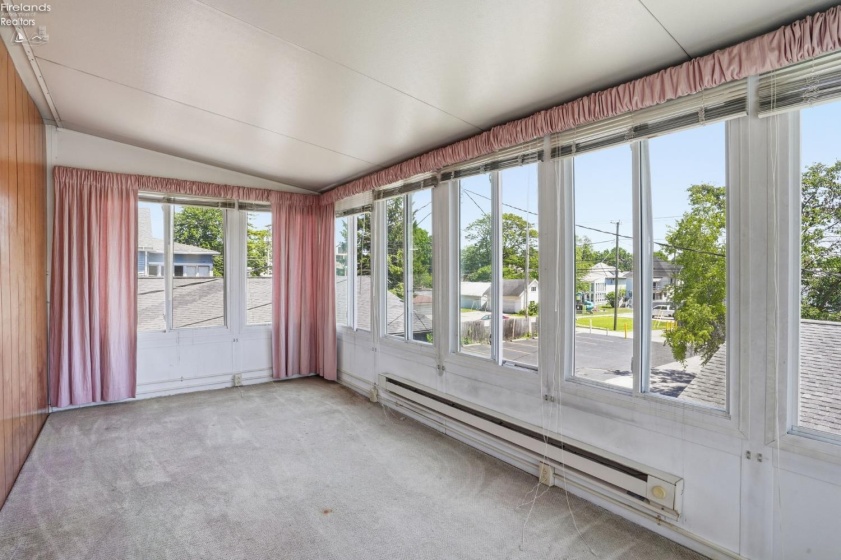 209 Jefferson Street, Tiffin, 44883, 4 Bedrooms Bedrooms, ,3 BathroomsBathrooms,Residential,For Sale,Jefferson,20261933