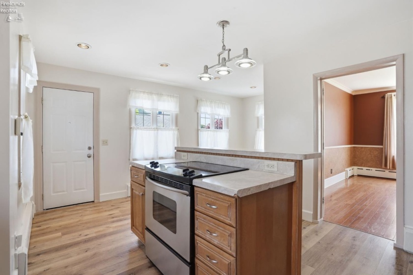 209 Jefferson Street, Tiffin, 44883, 4 Bedrooms Bedrooms, ,3 BathroomsBathrooms,Residential,For Sale,Jefferson,20261933
