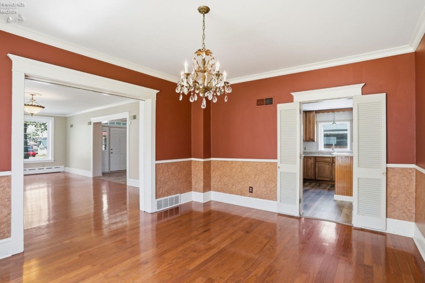 209 Jefferson Street, Tiffin, 44883, 4 Bedrooms Bedrooms, ,3 BathroomsBathrooms,Residential,For Sale,Jefferson,20261933