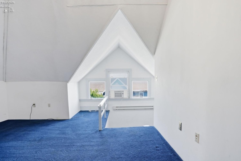 209 Jefferson Street, Tiffin, 44883, 4 Bedrooms Bedrooms, ,3 BathroomsBathrooms,Residential,For Sale,Jefferson,20261933