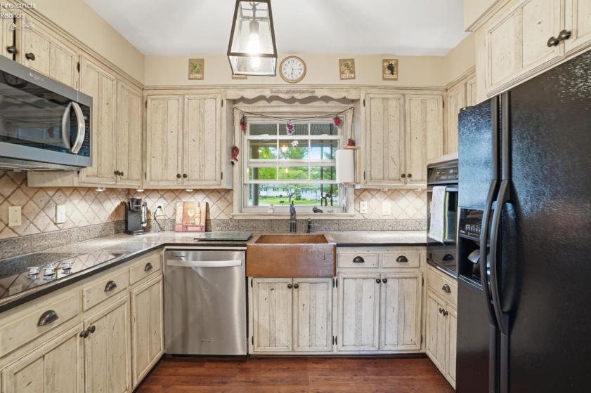 65 Lincoln Road, Tiffin, 44883, 3 Bedrooms Bedrooms, ,2 BathroomsBathrooms,Residential,For Sale,Lincoln,20261932
