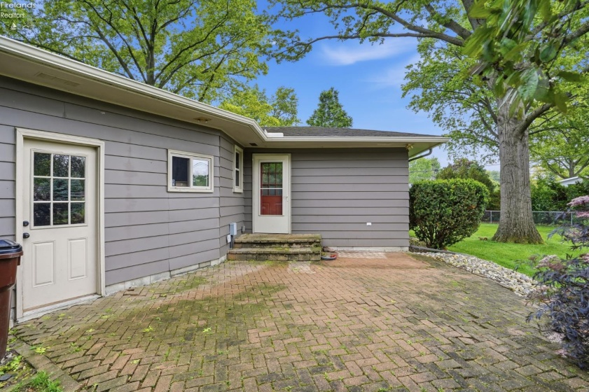 65 Lincoln Road, Tiffin, 44883, 3 Bedrooms Bedrooms, ,2 BathroomsBathrooms,Residential,For Sale,Lincoln,20261932