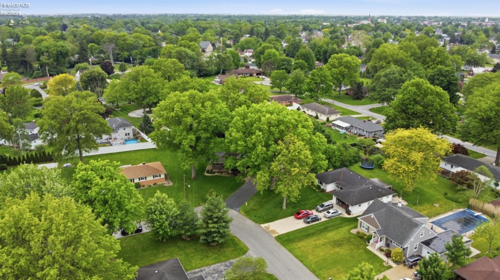 65 Lincoln Road, Tiffin, 44883, 3 Bedrooms Bedrooms, ,2 BathroomsBathrooms,Residential,For Sale,Lincoln,20261932