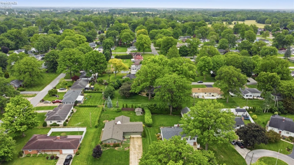 65 Lincoln Road, Tiffin, 44883, 3 Bedrooms Bedrooms, ,2 BathroomsBathrooms,Residential,For Sale,Lincoln,20261932