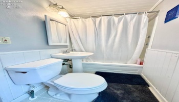 515 Fifth Street, Port Clinton, 43452, 2 Bedrooms Bedrooms, ,1 BathroomBathrooms,Residential,For Sale,Fifth,20261984