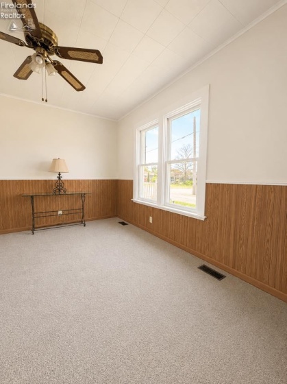515 Fifth Street, Port Clinton, 43452, 2 Bedrooms Bedrooms, ,1 BathroomBathrooms,Residential,For Sale,Fifth,20261984