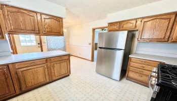 515 Fifth Street, Port Clinton, 43452, 2 Bedrooms Bedrooms, ,1 BathroomBathrooms,Residential,For Sale,Fifth,20261984